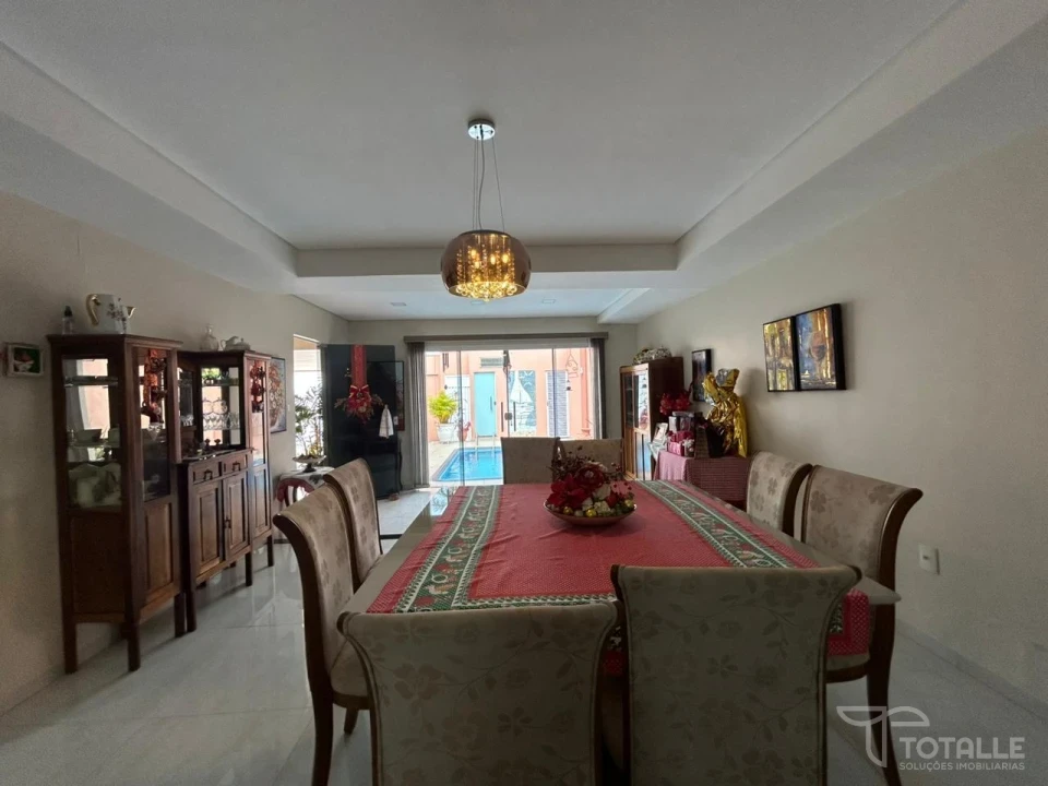 Imagens do imóveis Casa A Venda no Jardim do Lago II