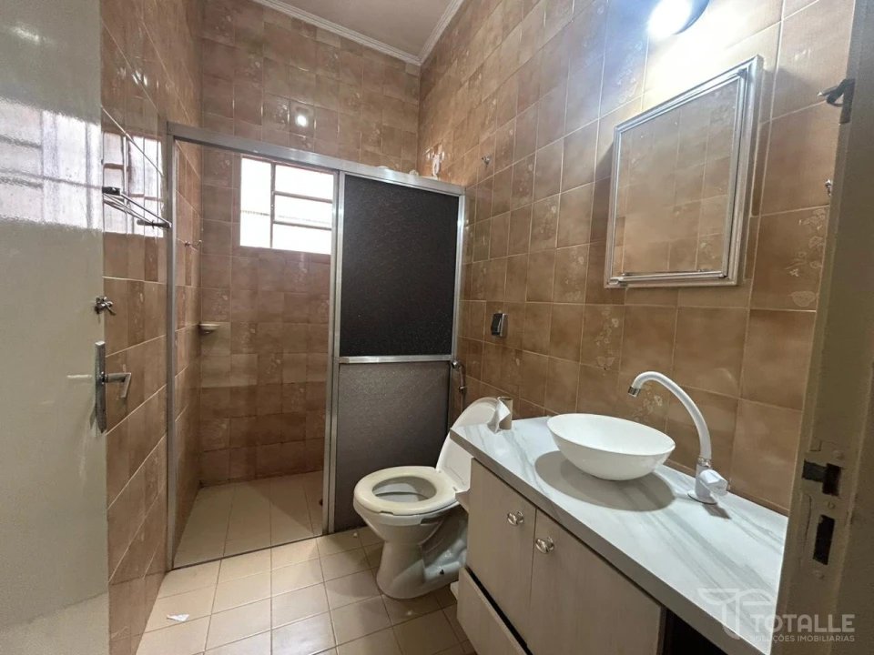 Imagens do imóveis Aluga-se Casa no Centro