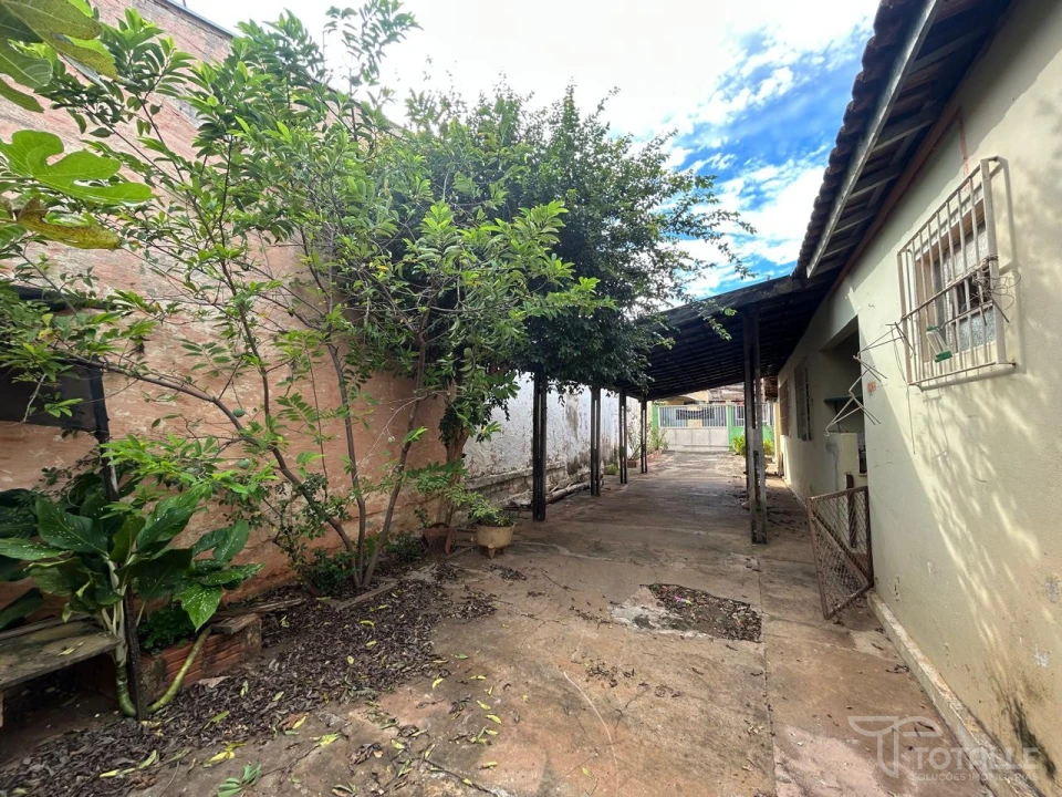 Imagens do imóveis Casa a Venda em Centro