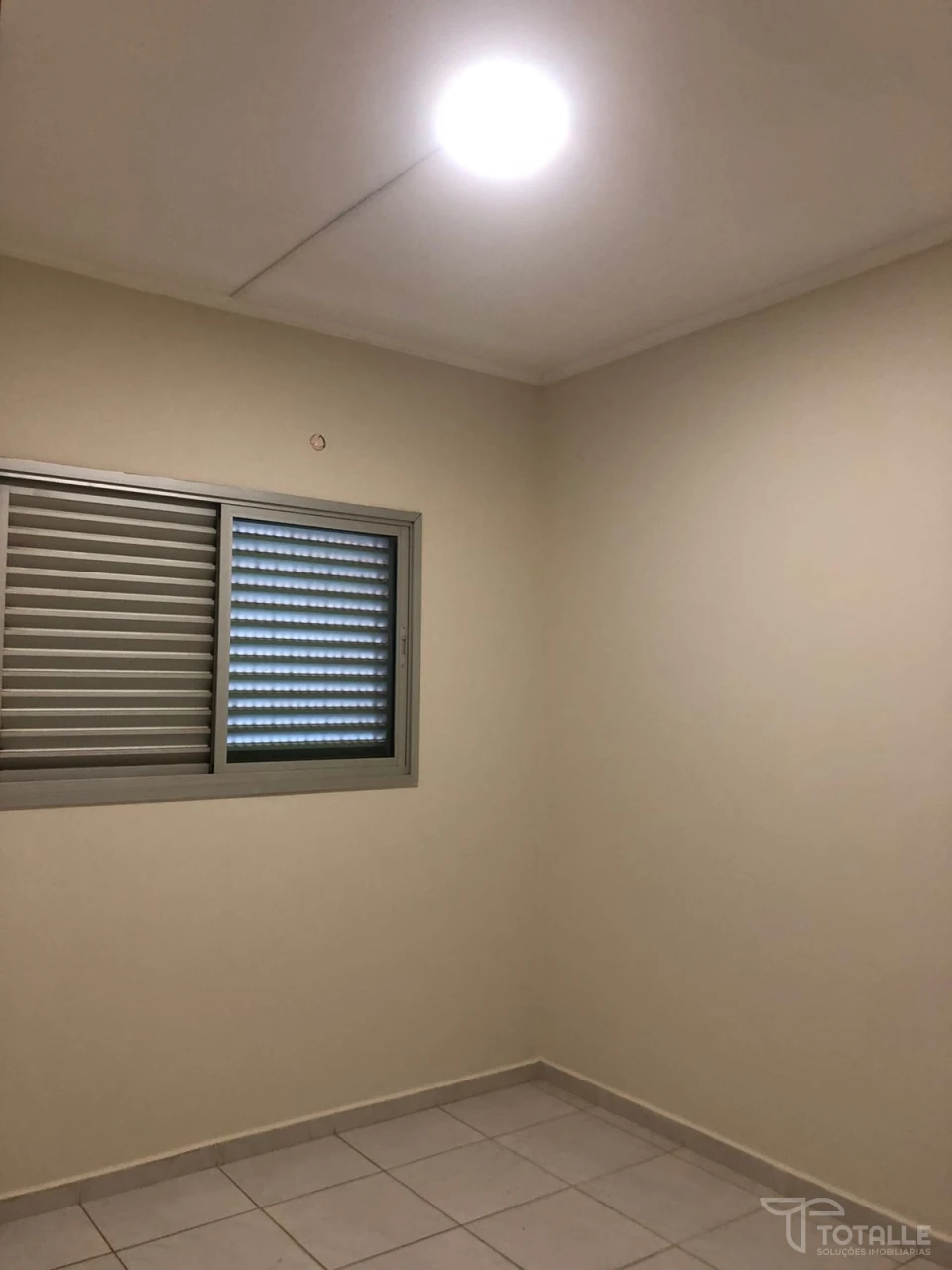 Imagens do imóveis Aluga-se Apartamento no Jd Guanabara