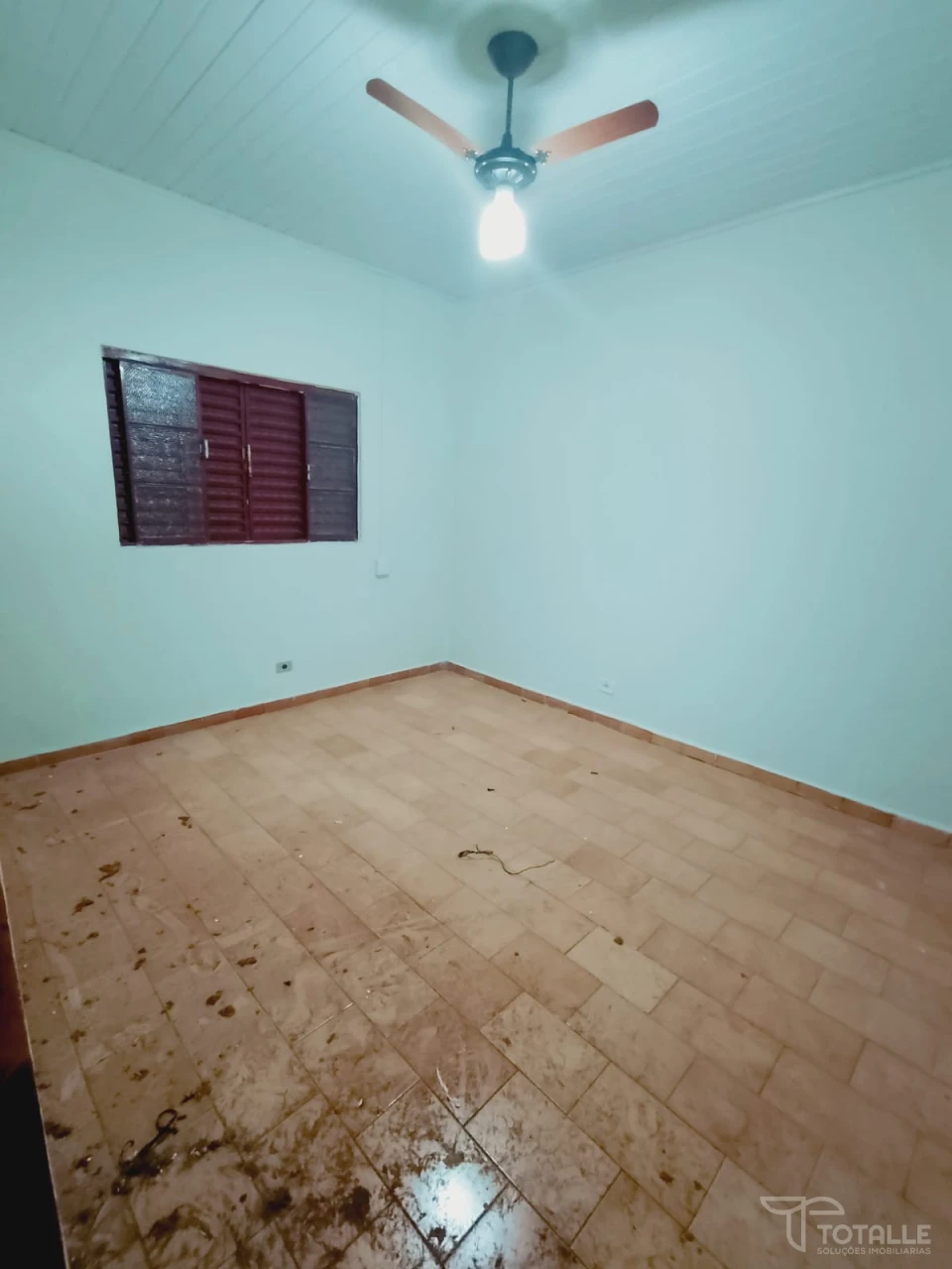 Imagens do imóveis Aluga-se Casa na Vila Fátima