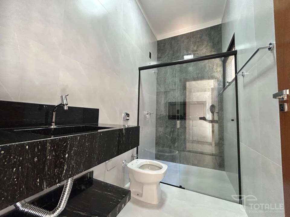 Imagens do imóveis Casa a Venda em Jardim do Lago