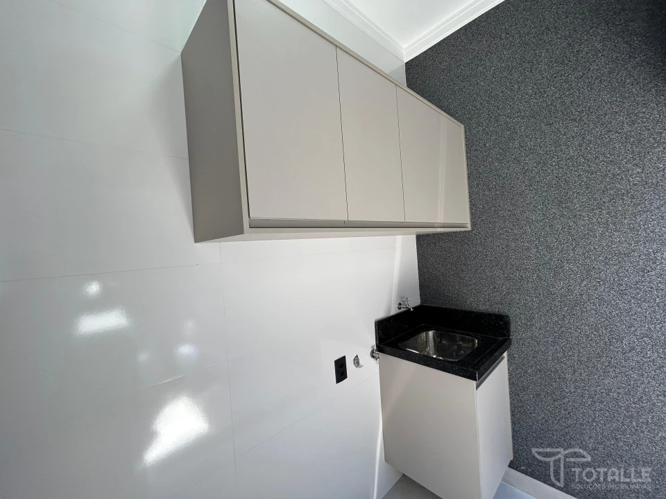 Imagens do imóveis Casa a Venda em Jardim do Lago