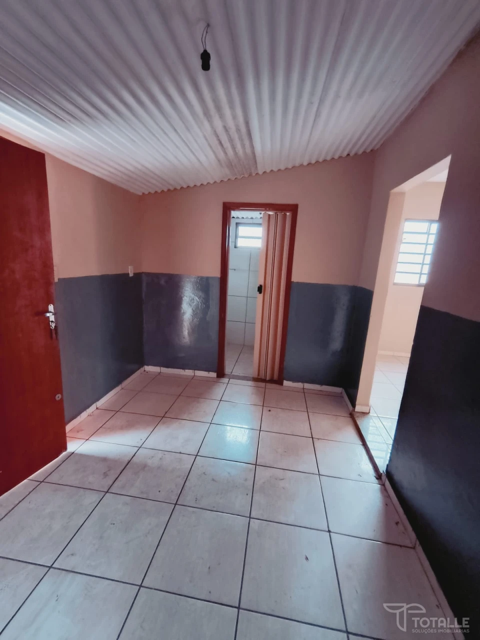 Imagens do imóveis Aluga-se Casa na Santa Terezinha