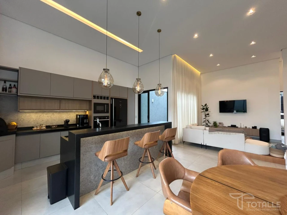 Imagens do imóveis Casa A Venta no Jardim do Lago VI