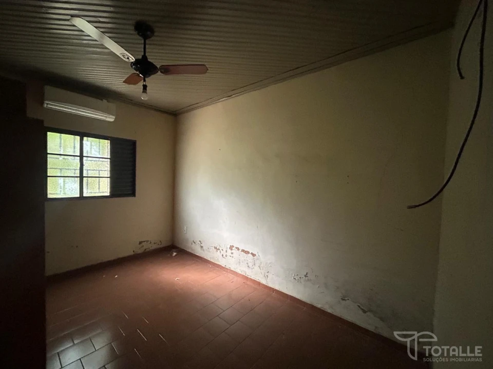 Imagens do imóveis Casa a Venda em Centro