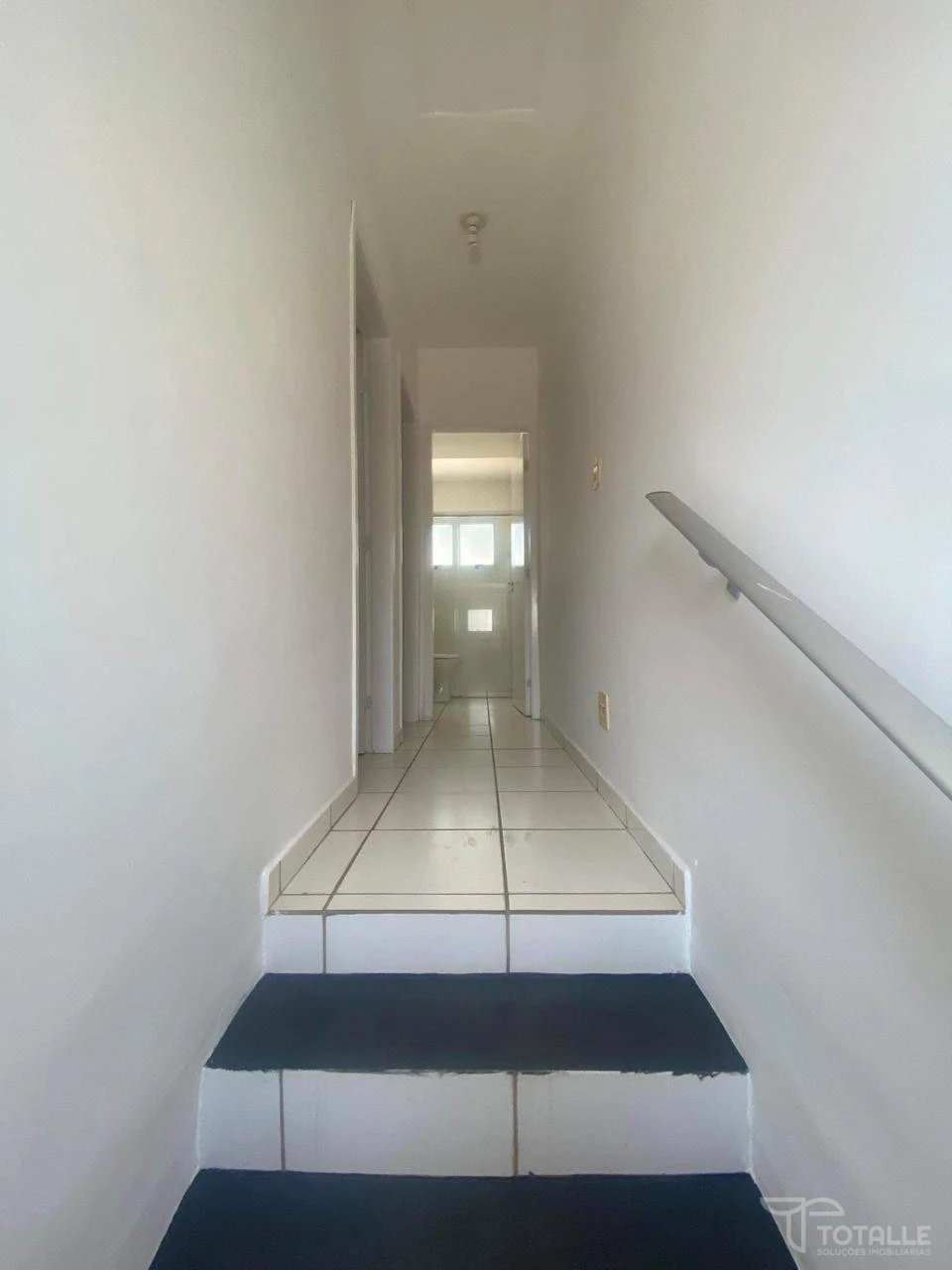 Imagens do imóveis Aluga-se Sobrado no Village Paineiras