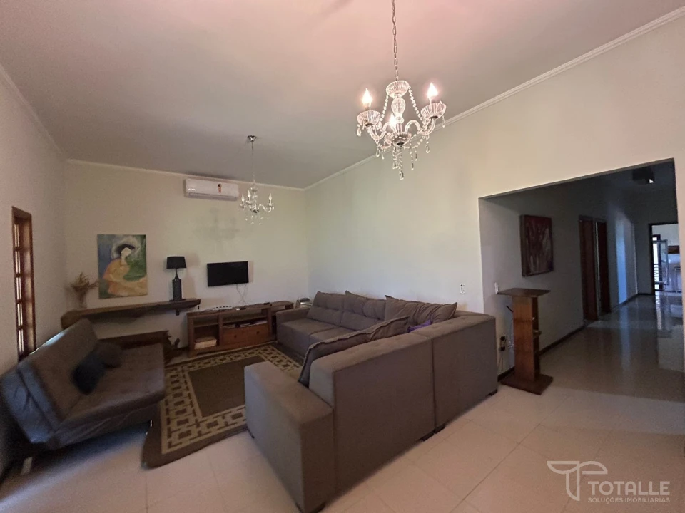 Imagens do imóveis Rancho a Venda no Condomínio Belvedere