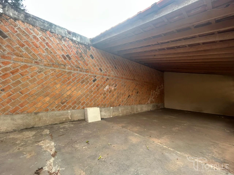 Imagens do imóveis Vende-se Imóvel no Santa Leonor