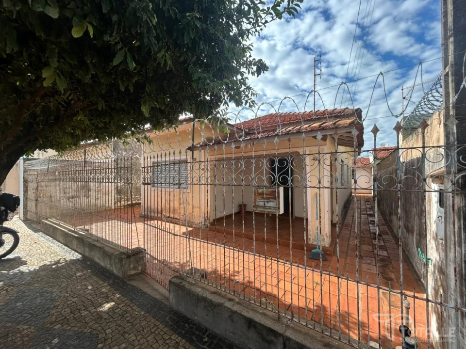 Imagens do imóveis Casa a venda próximo a faculdade