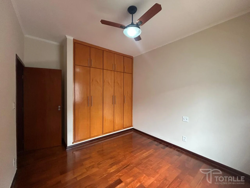 Imagens do imóveis Casa à Venda no Jardim Shangrilla