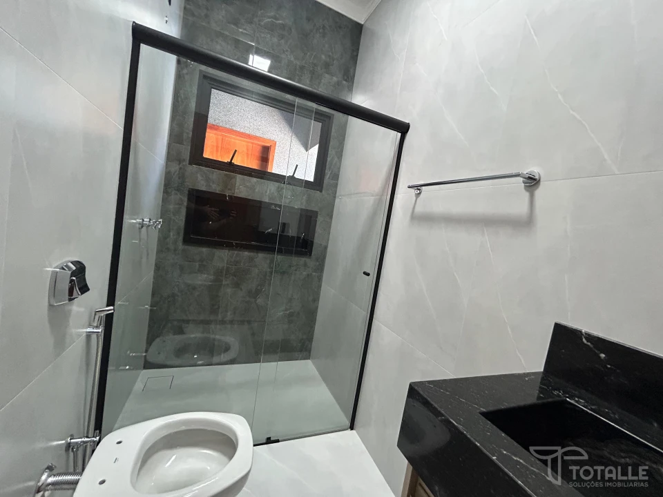 Imagens do imóveis Casa a Venda em Jardim do Lago