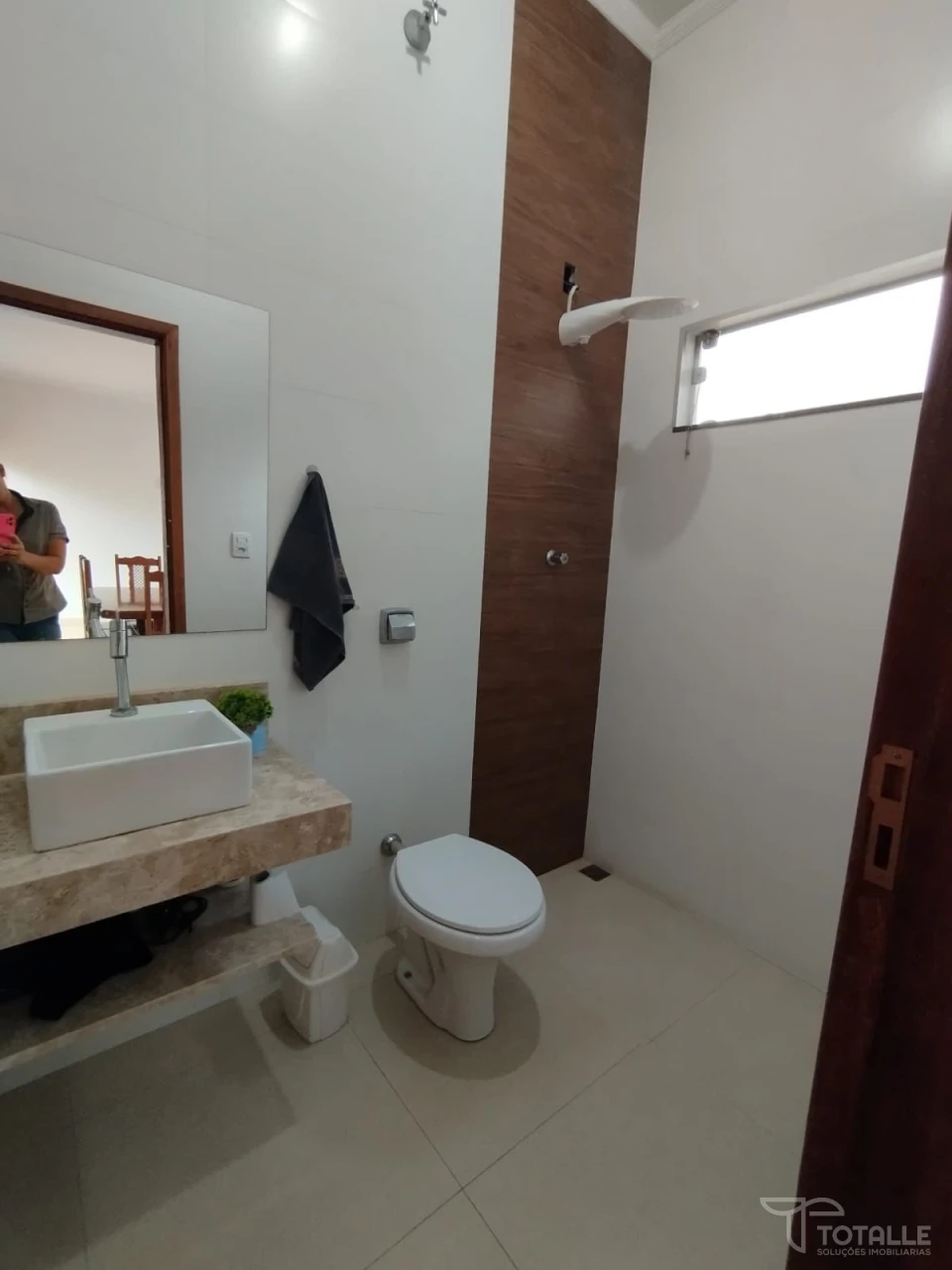 Imagens do imóveis Casa a Venda em Jardim do Lago V