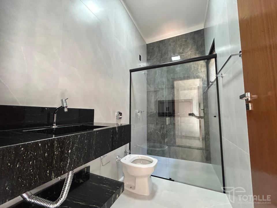 Imagens do imóveis Casa a Venda em Jardim do Lago