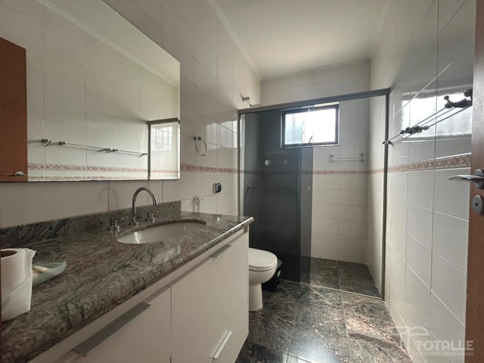 Imagens do imóveis Casa à Venda no Jardim Shangrilla