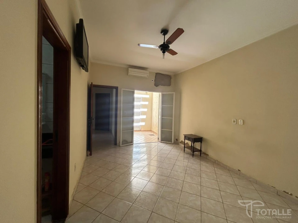 Imagens do imóveis Casa a Venda no Res. Miguel Barbeiro