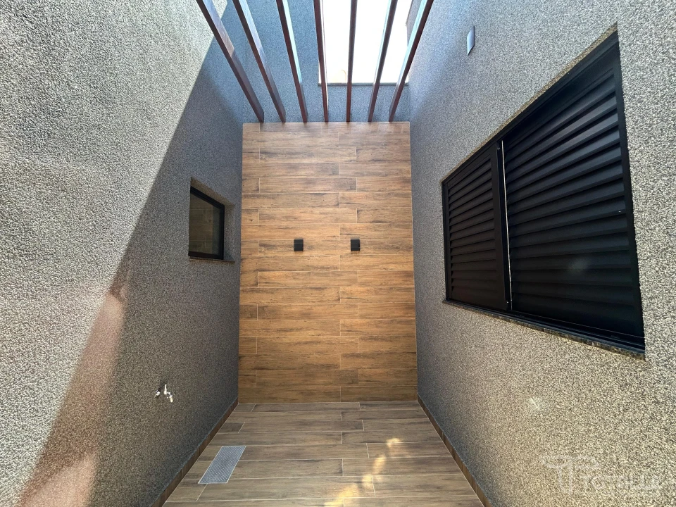 Imagens do imóveis Casa a Venda em Jardim do Lago