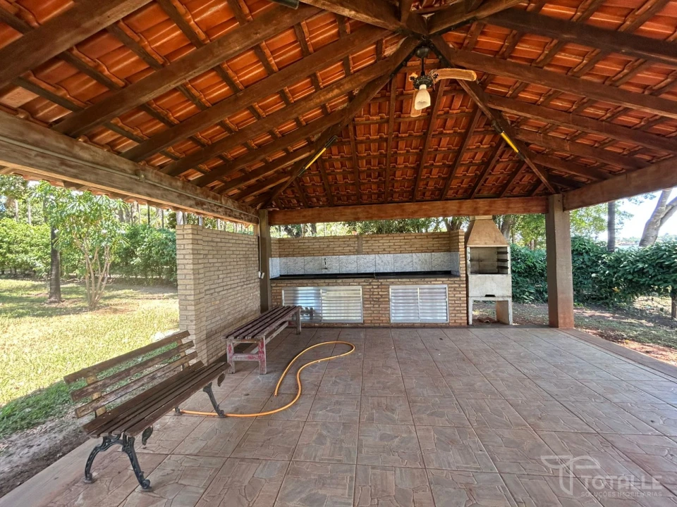 Imagens do imóveis Rancho a Venda no Condomínio Belvedere