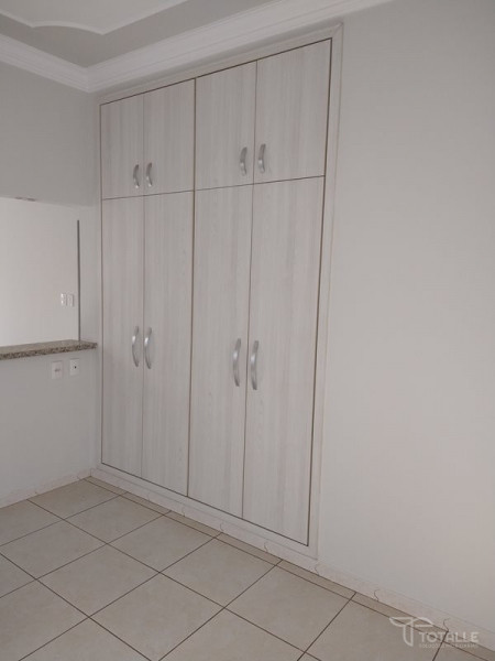 Imagens do imóveis Vende ou Aluga Casa no Centro de Penápolis