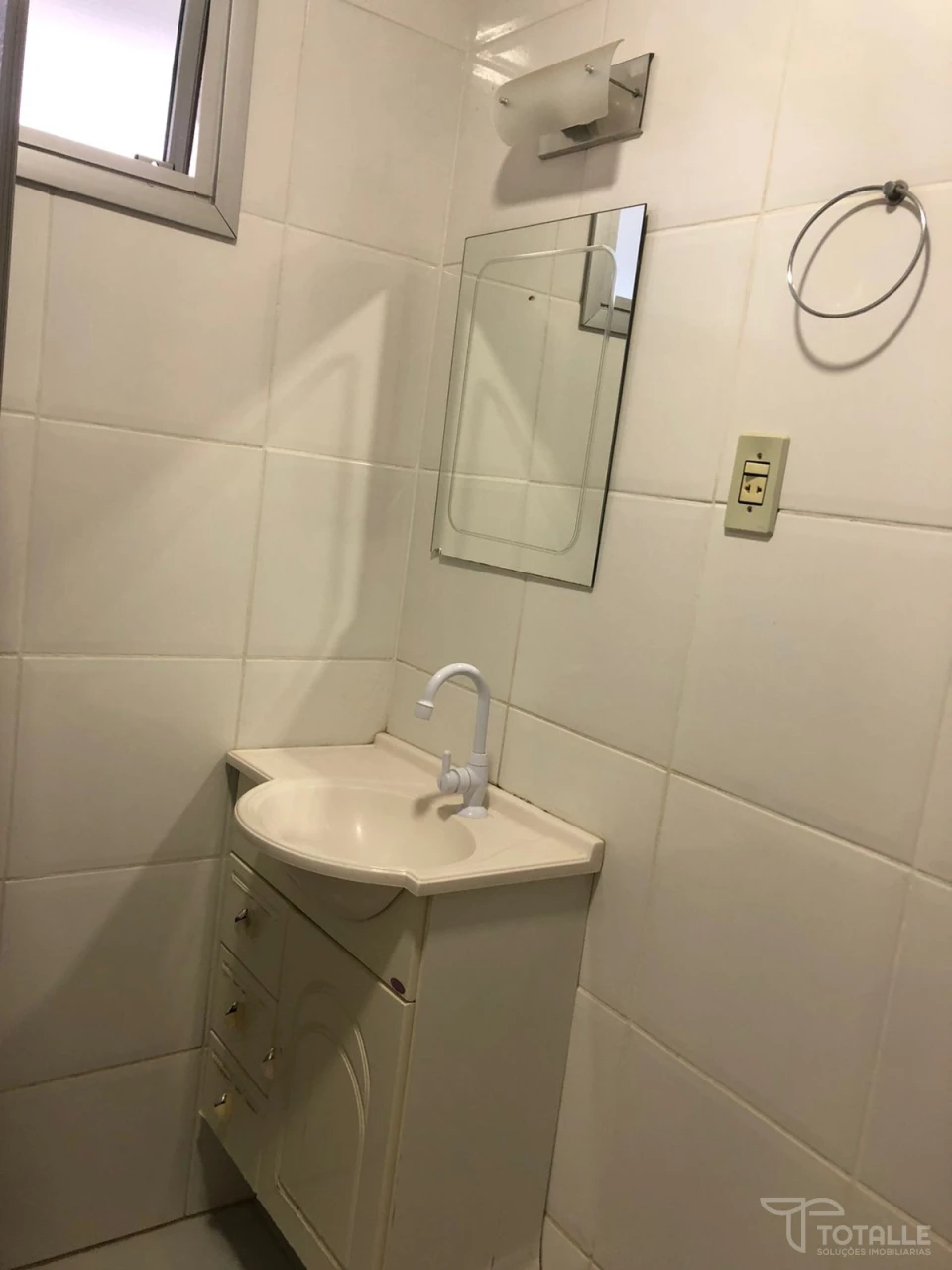 Imagens do imóveis Aluga-se Apartamento no Jd Guanabara