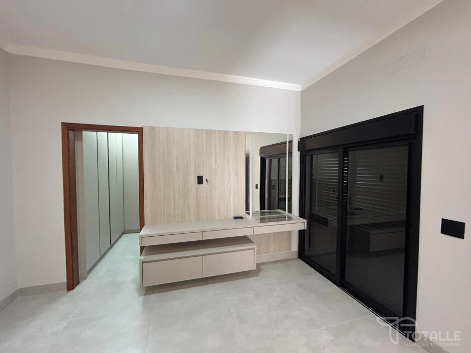 Imagens do imóveis Casa a Venda em Jardim do Lago