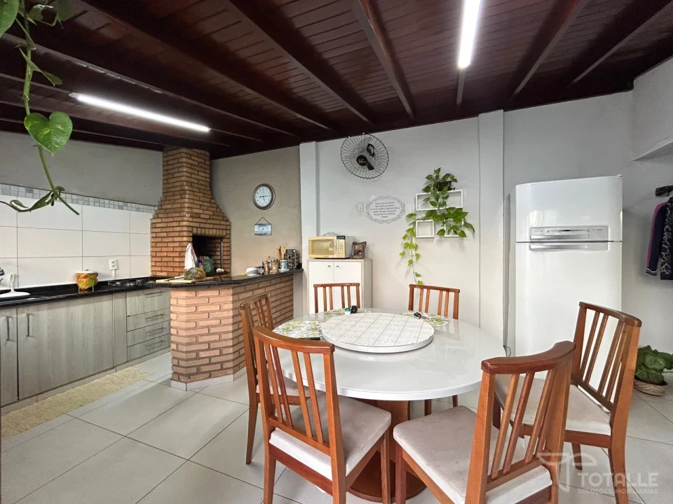 Imagens do imóveis Casa a Veda no Jardim Shangrilá