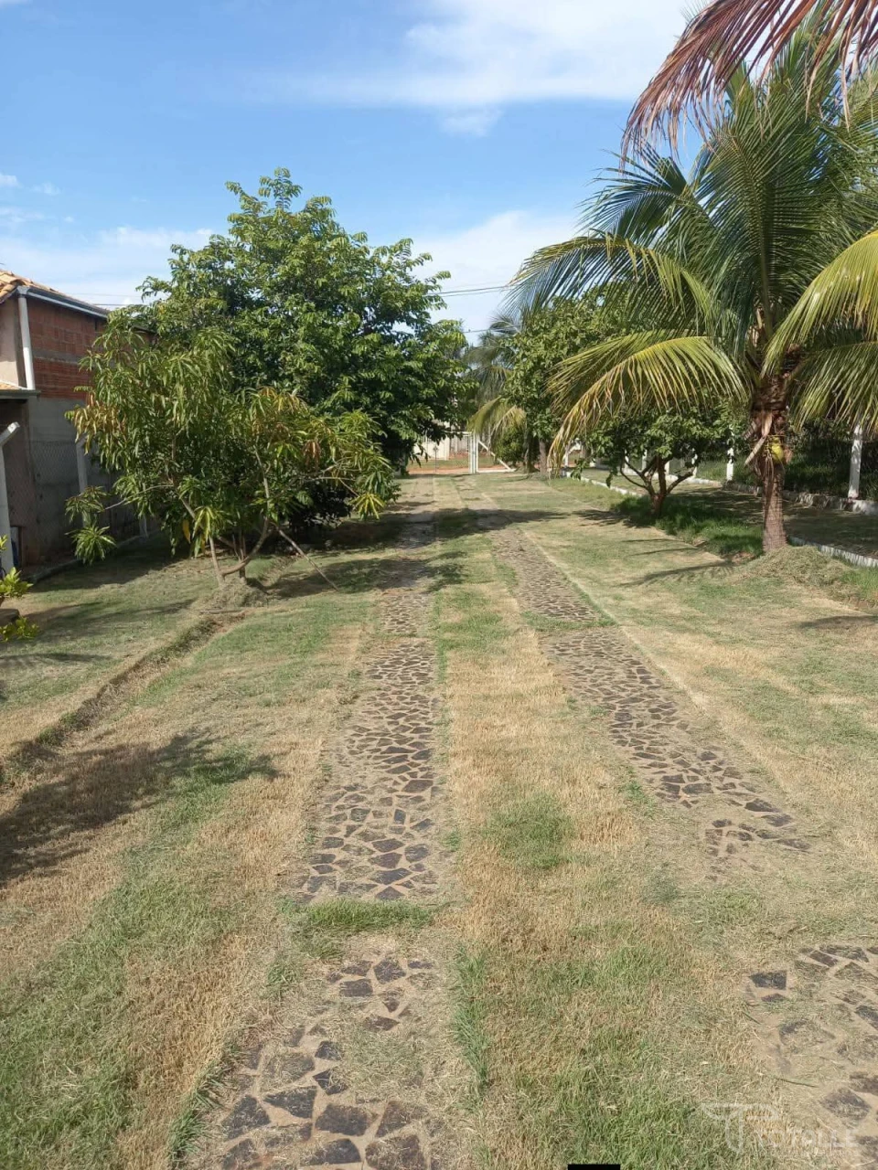 Imagens do imóveis Rancho À Venda Condominio San Marino Glicério