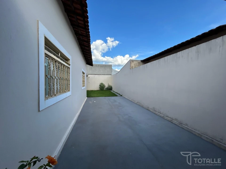 Imagens do imóveis Casa À Venda Jardim Del Rey Penápolis