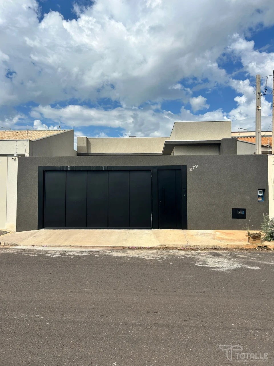 Imagens do imóveis Casa a Venda no Jardim do Lago