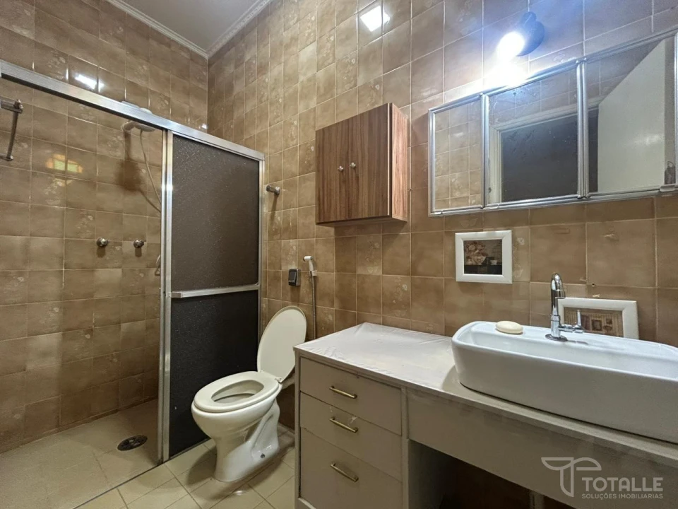 Imagens do imóveis Aluga-se Casa no Centro