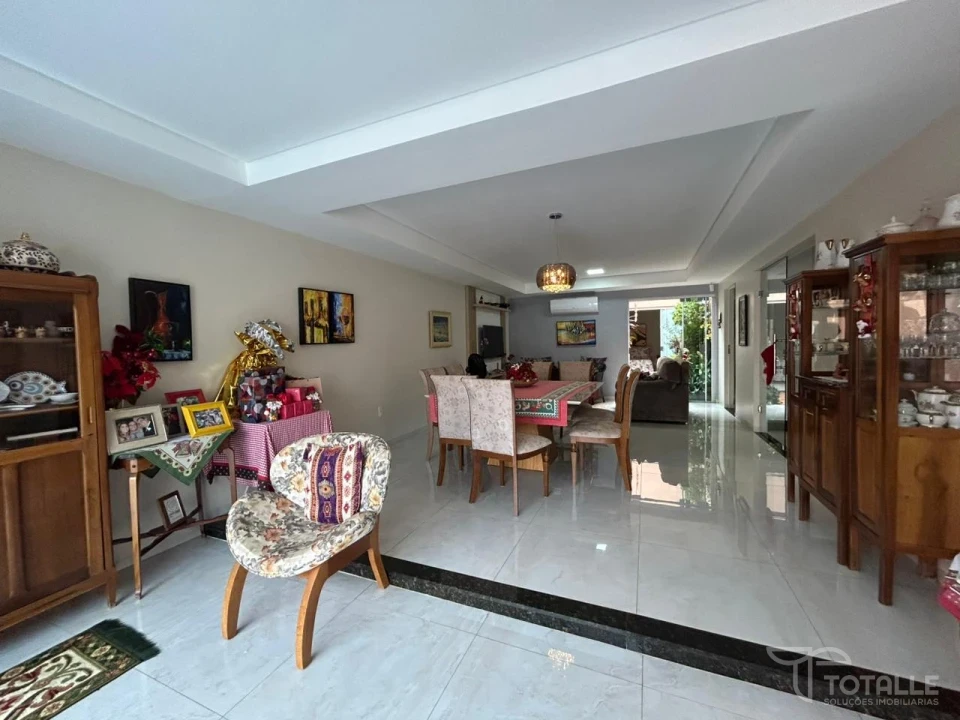 Imagens do imóveis Casa A Venda no Jardim do Lago II