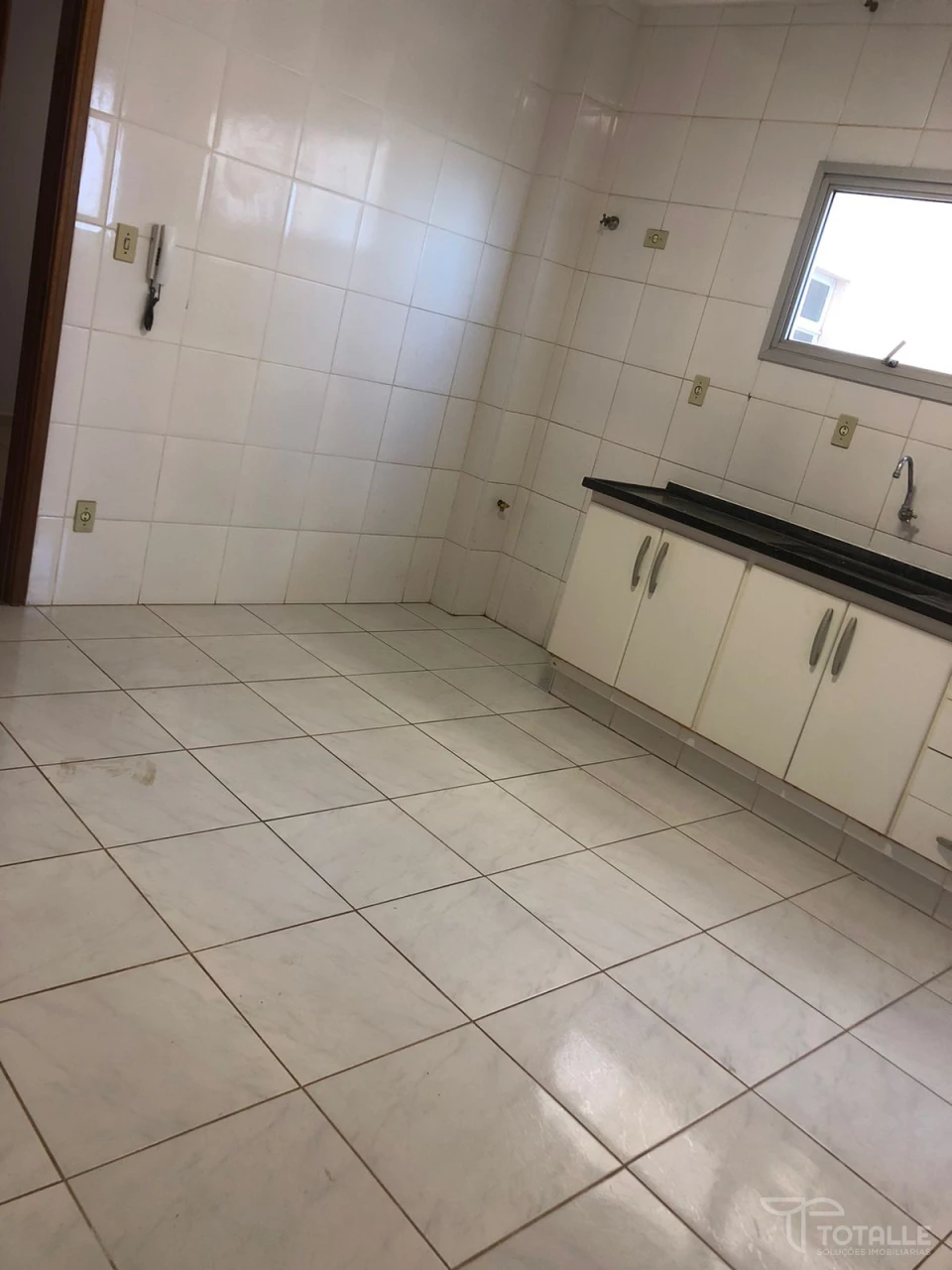 Imagens do imóveis Aluga-se Apartamento no Jd Guanabara