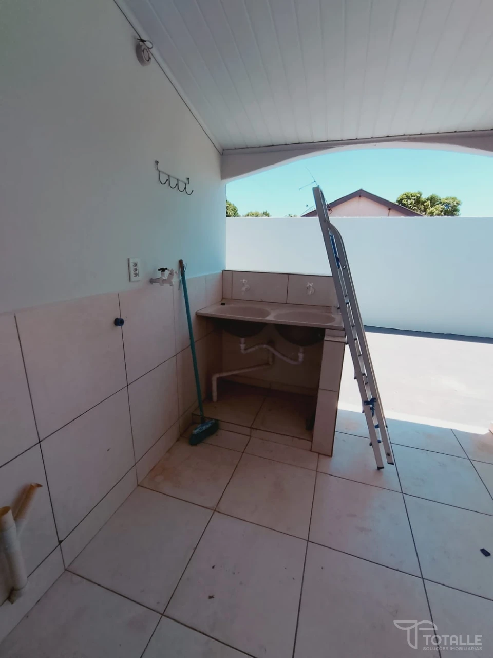 Imagens do imóveis Aluga-se Casa na Vila Fátima