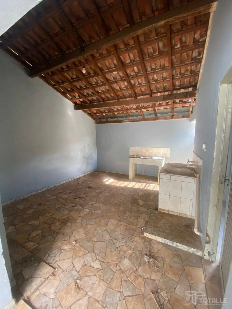 Imagens do imóveis Casa a Venda no Jardim Tropical