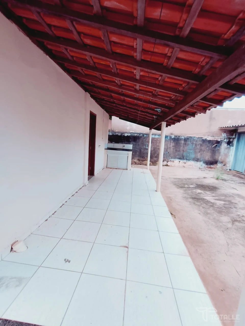 Imagens do imóveis Aluga-se Casa na Santa Terezinha