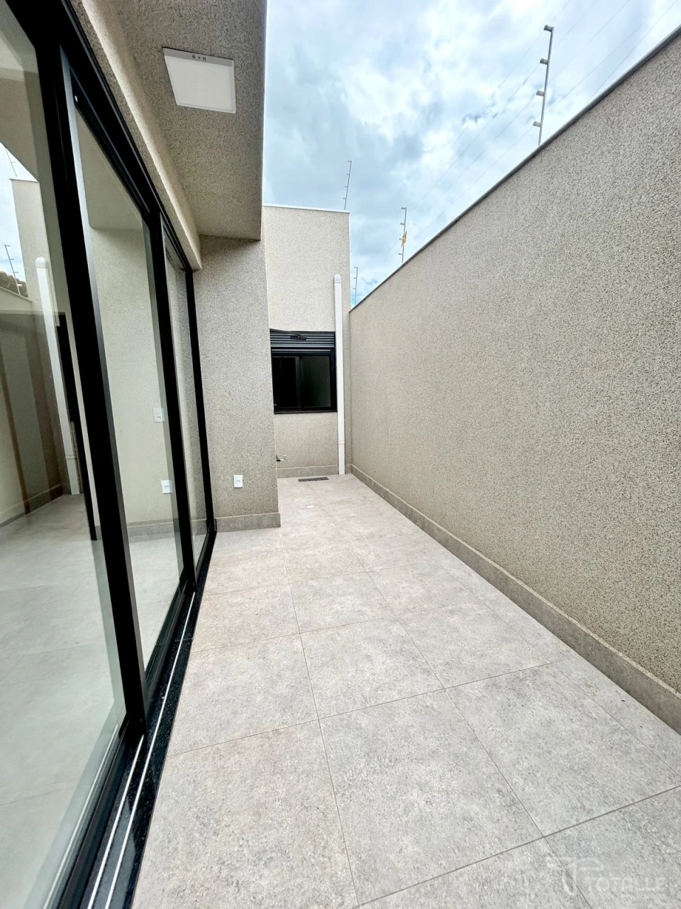 Imagens do imóveis Casa a Venda no Jardim do Lago