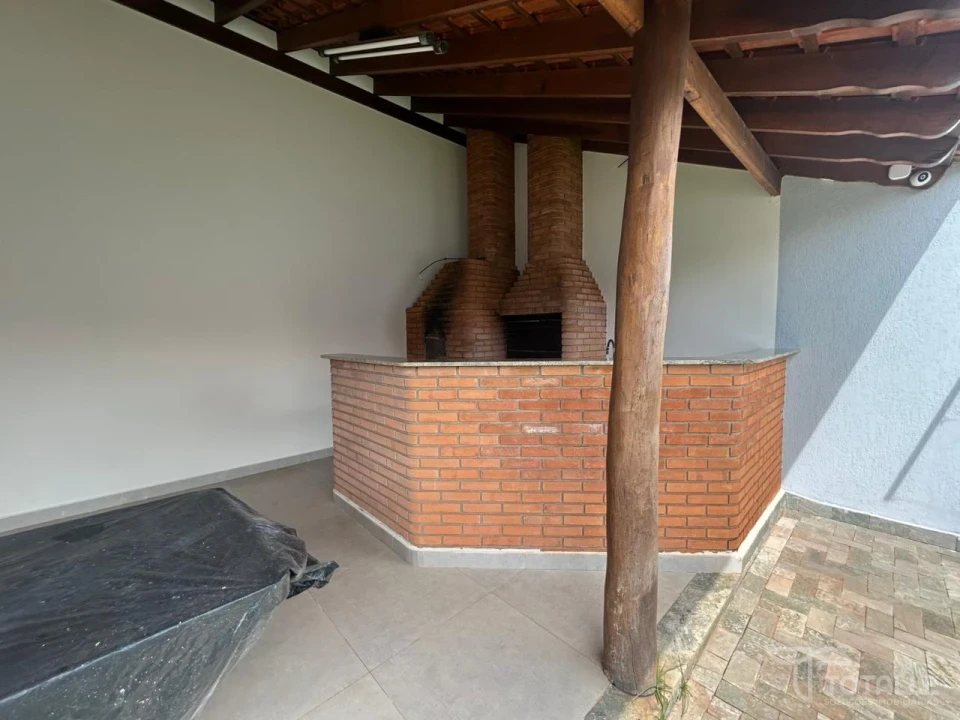 Imagens do imóveis Casa à Venda no Jardim Shangrilla