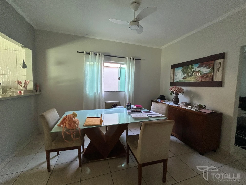 Imagens do imóveis Casa a Venda Jardim Tropical