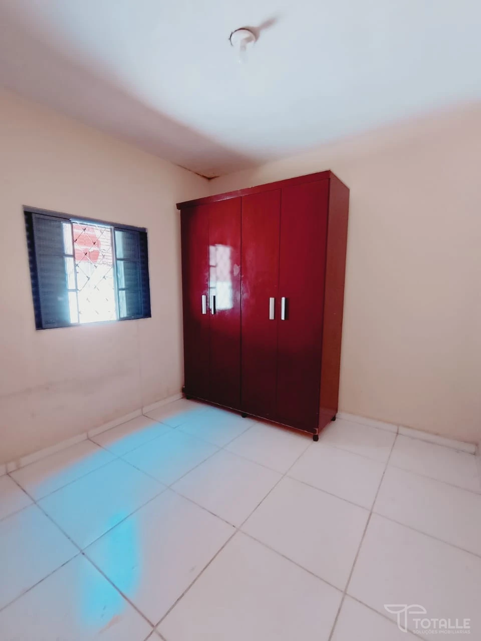 Imagens do imóveis Aluga-se Kit net no Jd del Rey