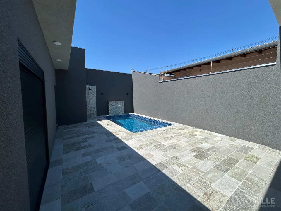 Imagens do imóveis Casa a Venda em Jardim do Lago