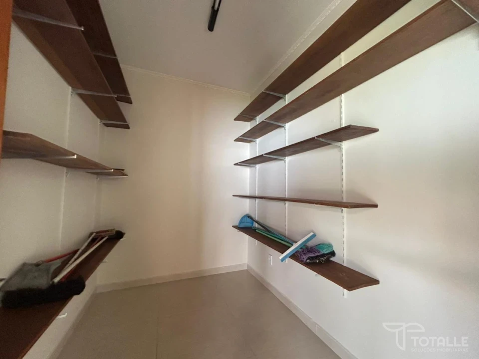 Imagens do imóveis Casa à Venda no Jardim Shangrilla