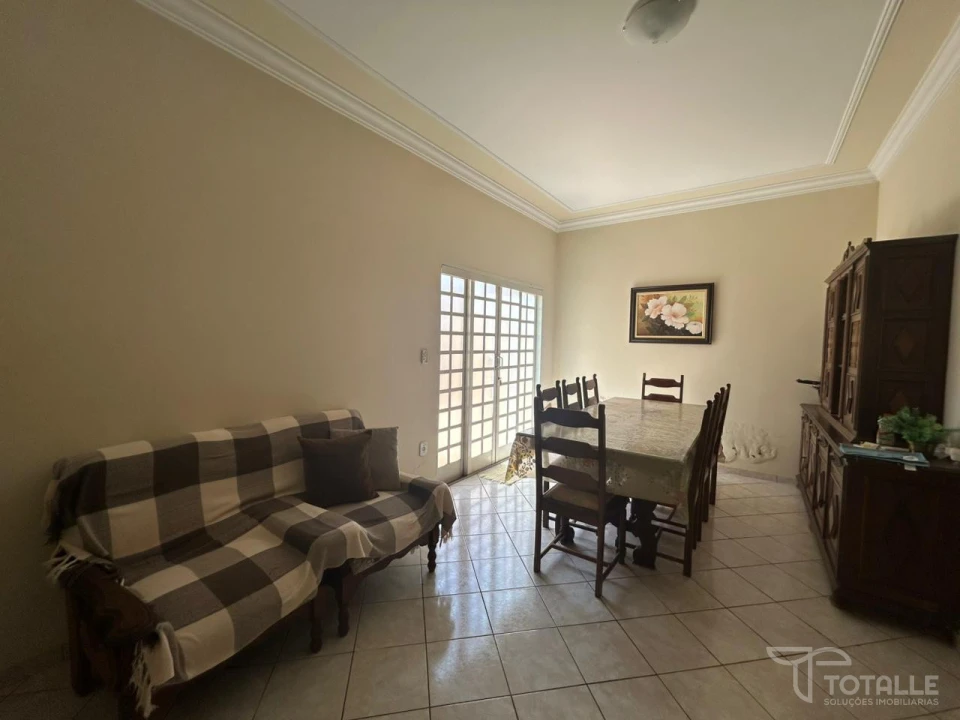 Imagens do imóveis Casa a Venda no Res. Miguel Barbeiro