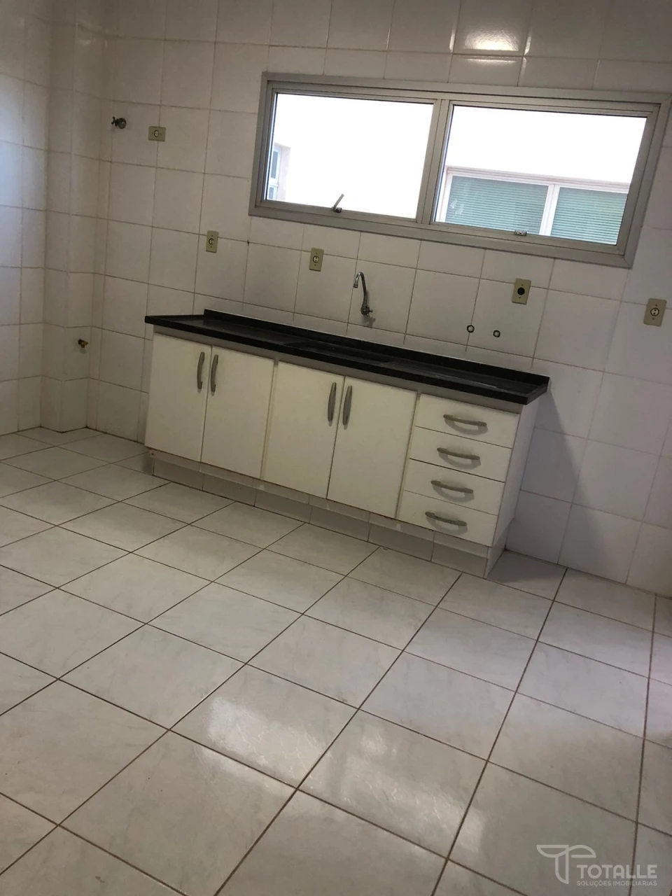 Imagens do imóveis Aluga-se Apartamento no Jd Guanabara