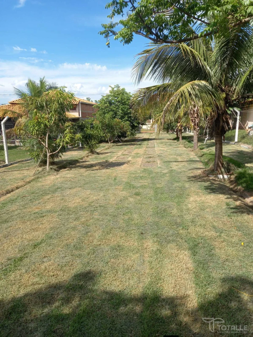 Imagens do imóveis Rancho À Venda Condominio San Marino Glicério