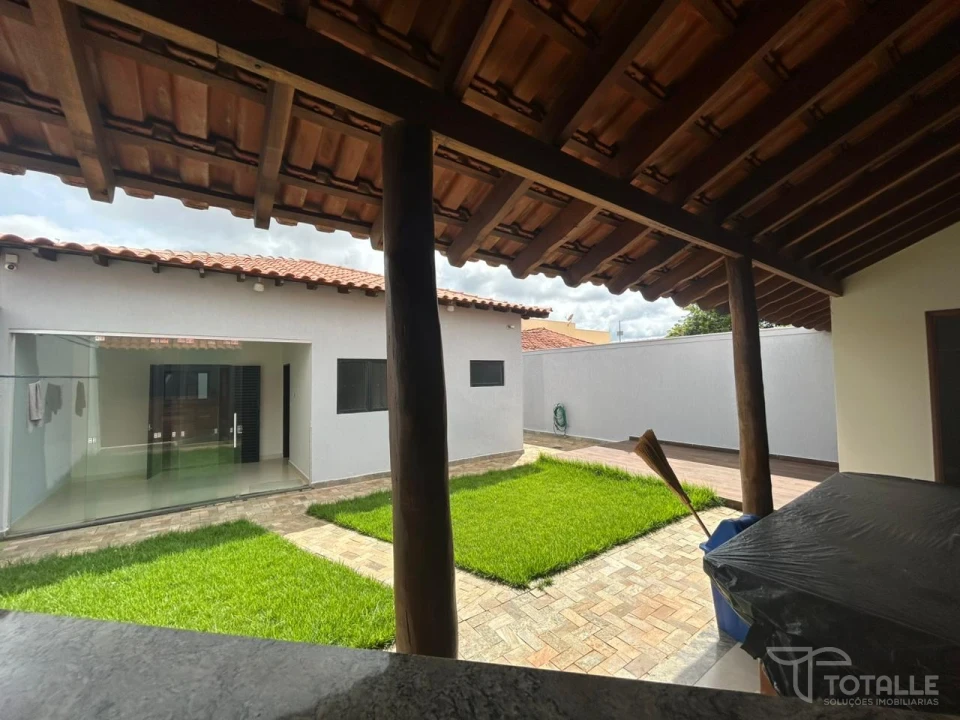 Imagens do imóveis Casa à Venda no Jardim Shangrilla