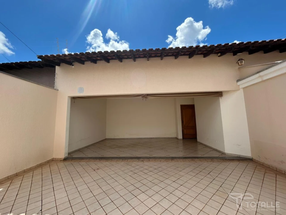 Imagens do imóveis Casa a Venda no Res. Miguel Barbeiro