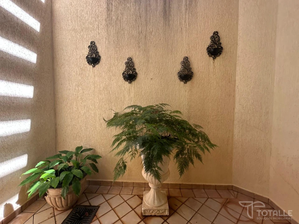 Imagens do imóveis Casa a Venda no Res. Miguel Barbeiro