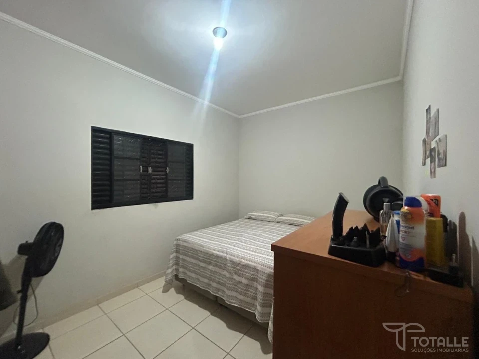 Imagens do imóveis Vende-se casa no Jardim do Lago