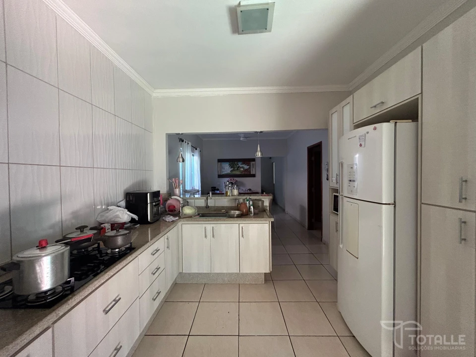 Imagens do imóveis Casa a Venda Jardim Tropical