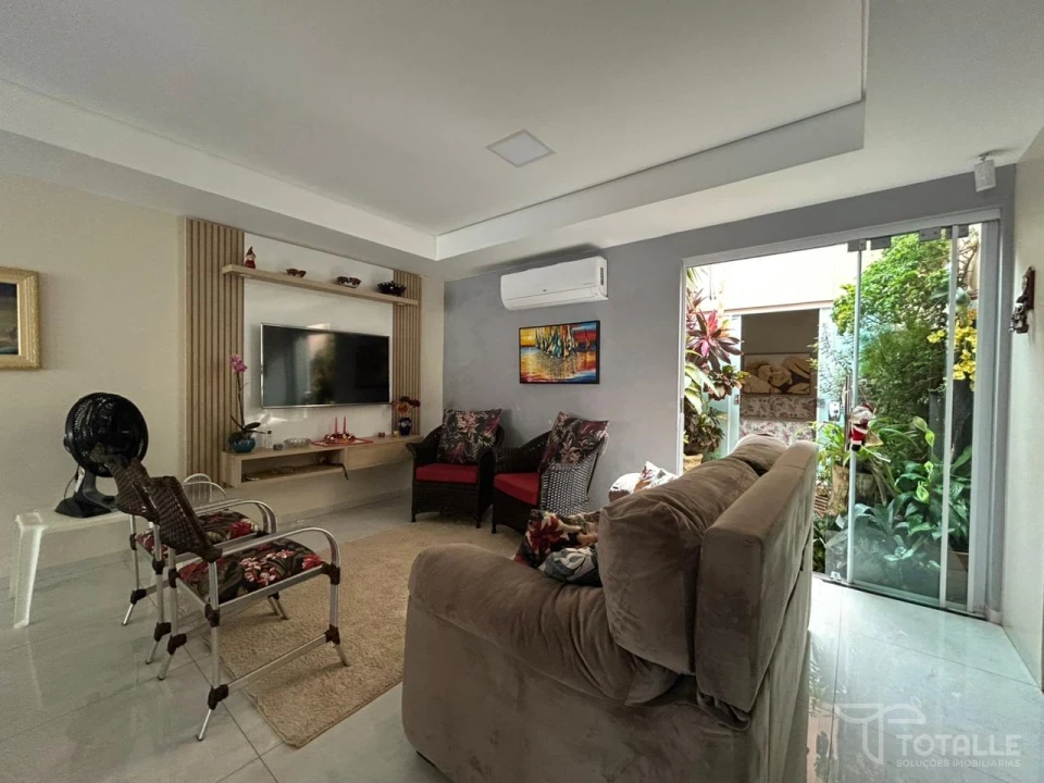 Imagens do imóveis Casa A Venda no Jardim do Lago II